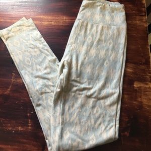 Blue and cream LuLaRoe OS leggings