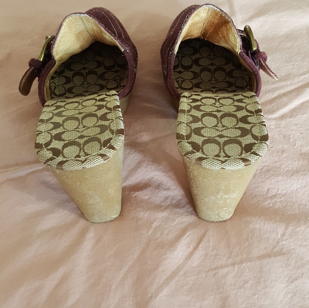 Coach Wedge - Picture 4 of 4