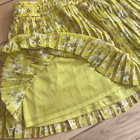 American Eagle Floral Pleated Skirt - Picture 4 of 7