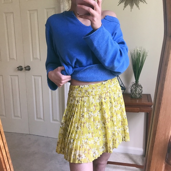 American Eagle Floral Pleated Skirt - Picture 3 of 7