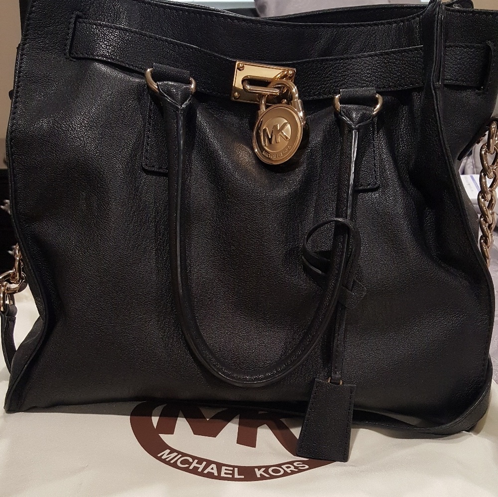 Michael kors purse