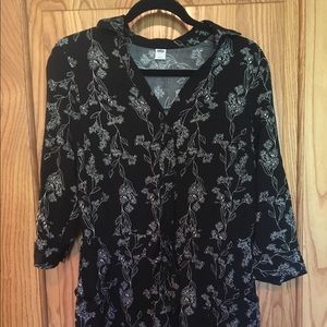 Black and white floral romper OLD NAVY