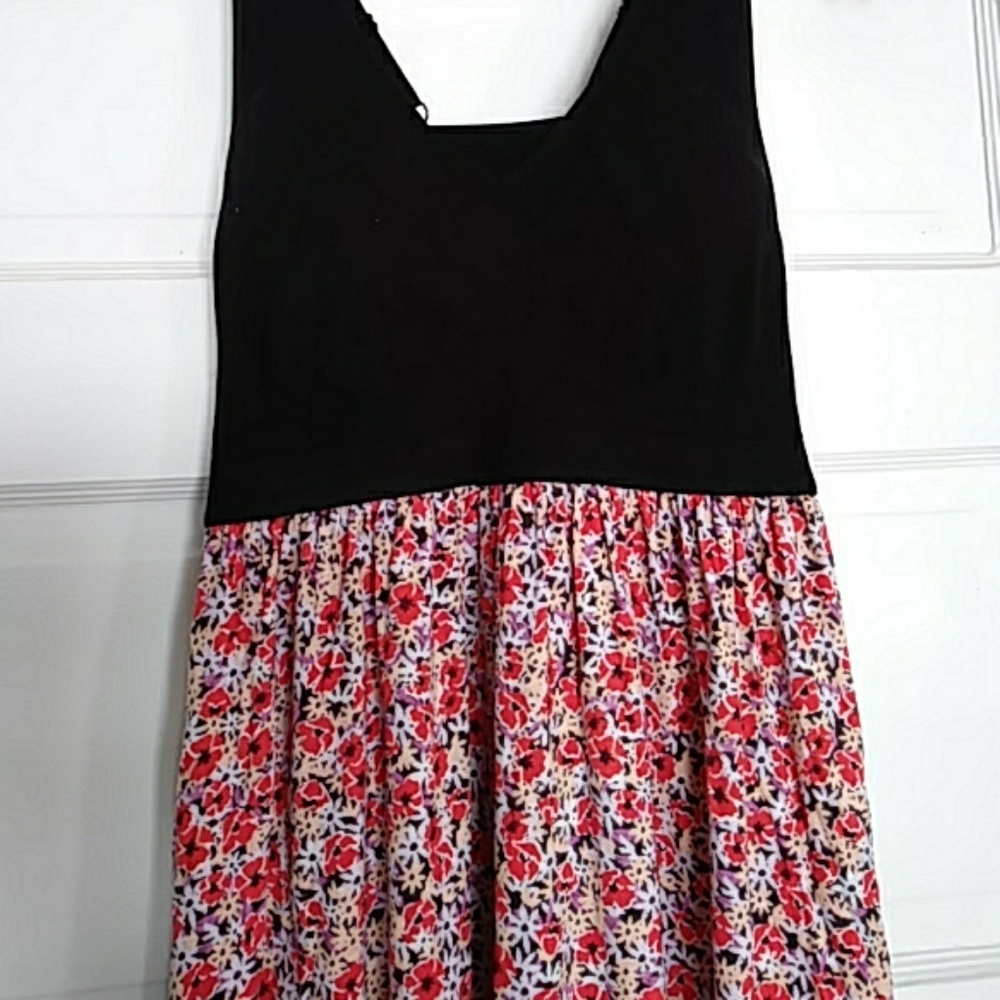 Gilligan & O'Malley

Gown