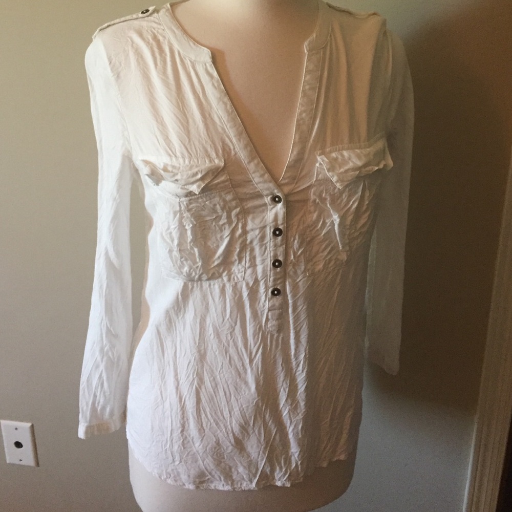 White GAP blouse