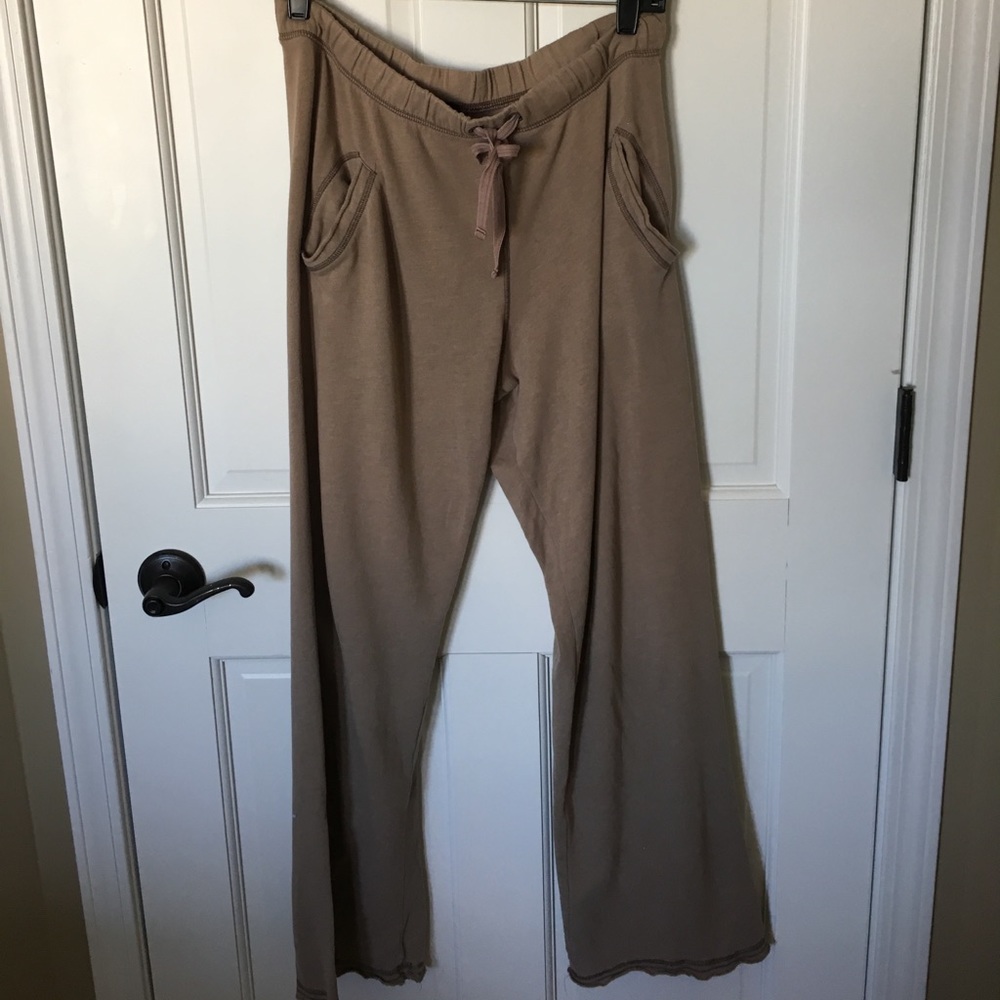 PINK boyfriend sweats in rare tan!!!