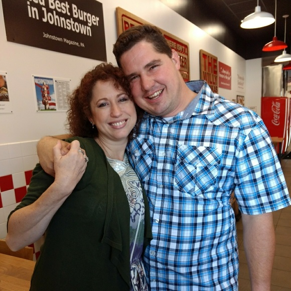 Meet your Posher, Ginny - Picture 4 of 8