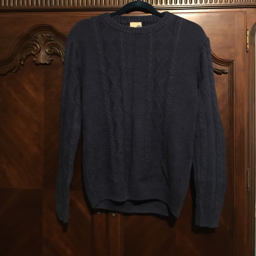 J. Khaki Boys Sz L Sweater