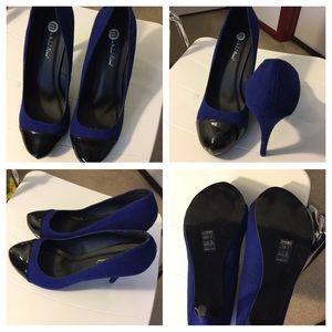 Michael Antonio Blue suede shoes