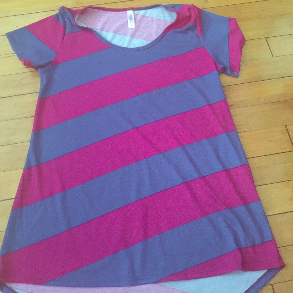 Lularoe classic tee
