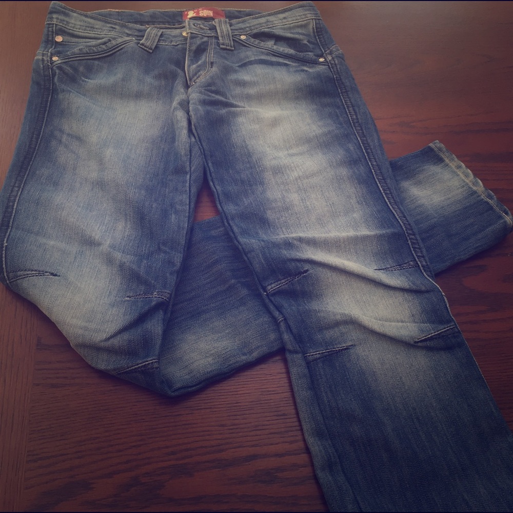 Like new! H&M size 27 Blue Jeans