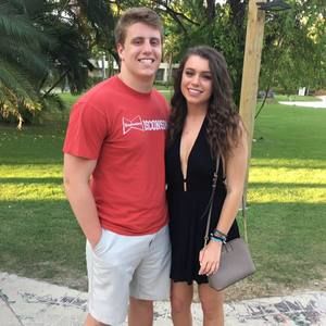 Meet your Posher, Carrie