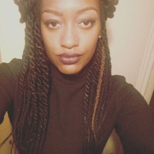 Meet your Posher, Saudia