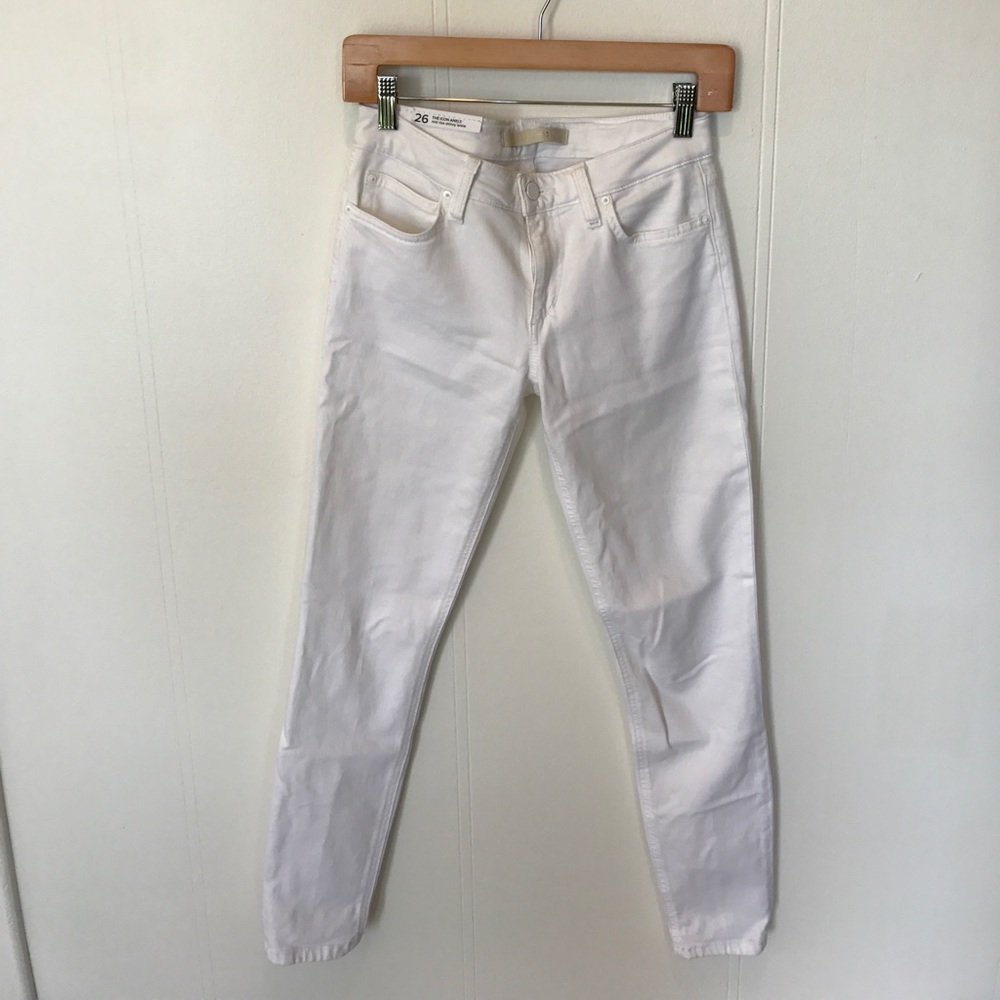 Joe's Jeans mid rise skinny ankle in Annie wash.