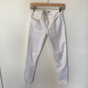 Joe's Jeans mid rise skinny ankle in Annie wash.