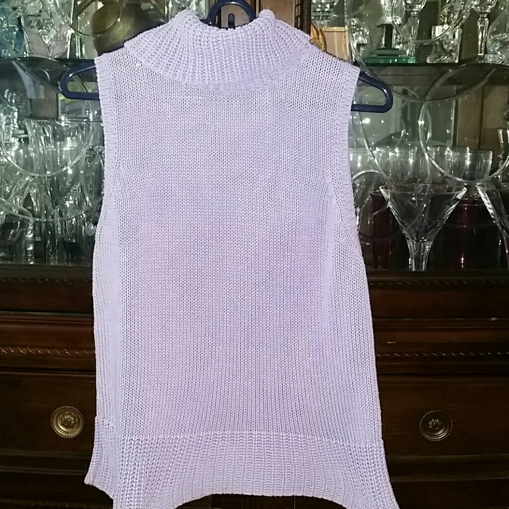 S M L Sport  Sleeveless Turtleneck  Sweater