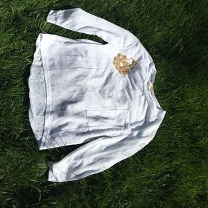 Loose long sleeve white to shirt