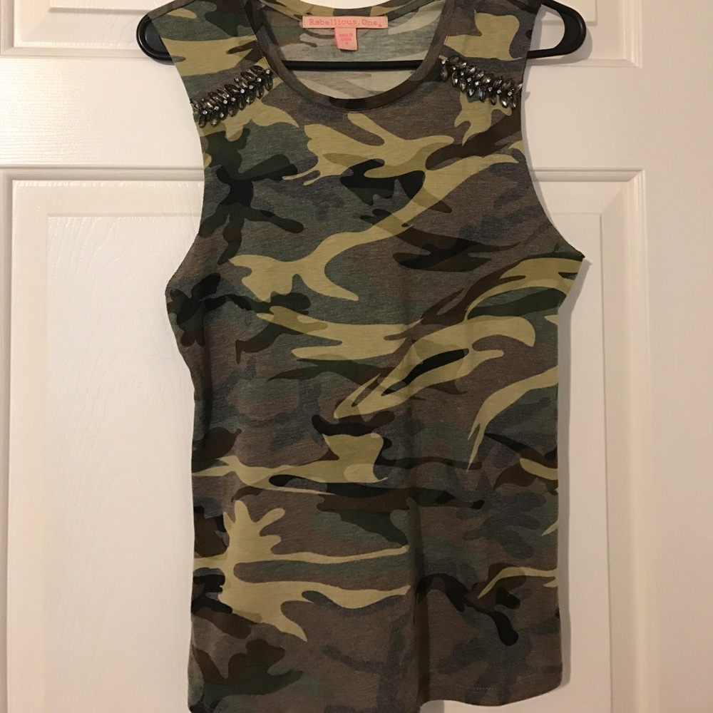 Sleeveless Camo