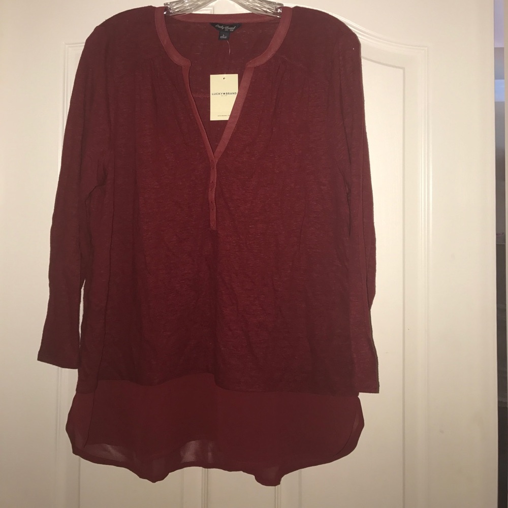 Lucky Brand top
