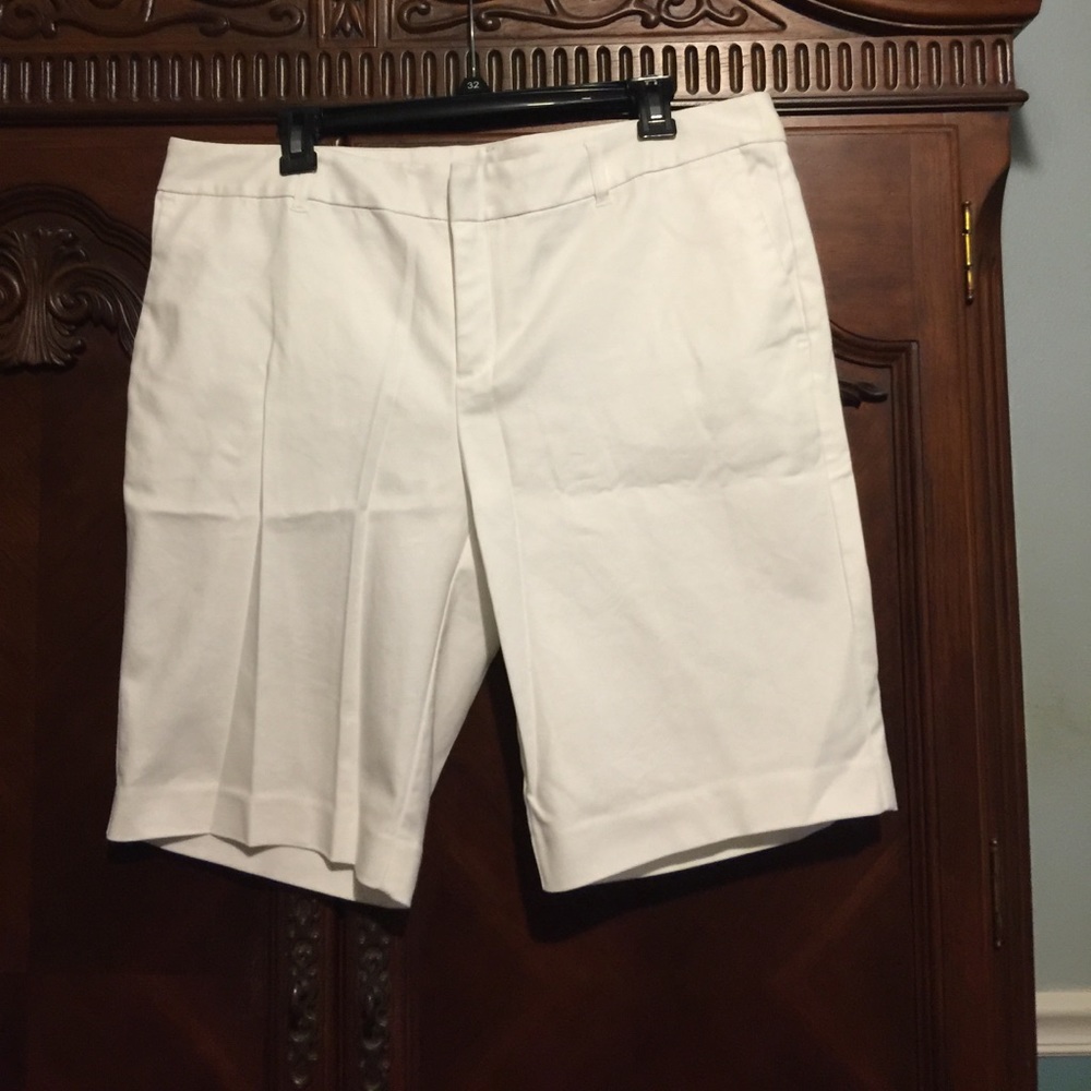 Liz Claiborne Women's Bermuda Shirts Sz 14