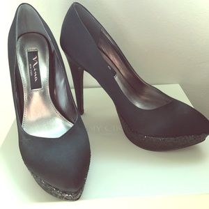 Nina New York satin and sequin pumps