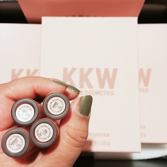 🚫SOLD🚫 KKW x Kylie Cosmetics Creme Lipstick - Picture 3 of 7