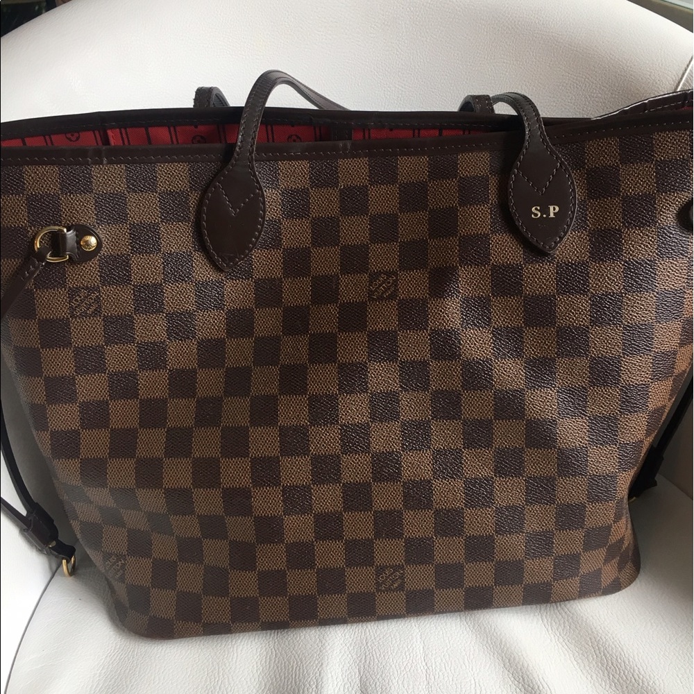 Louis Vuitton Neverfull Tote
