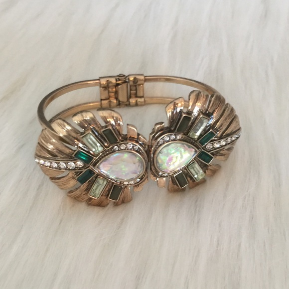 Vintage Leaf Bangle Bracelet (nwot) - Picture 4 of 6