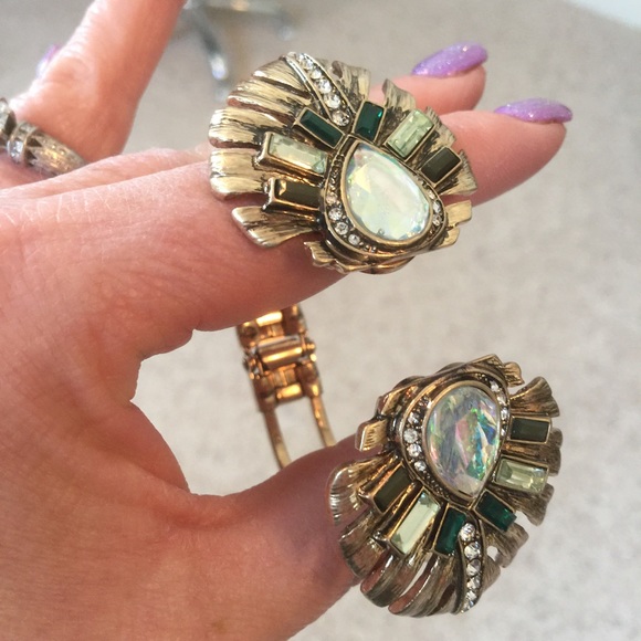 Vintage Leaf Bangle Bracelet (nwot) - Picture 5 of 6