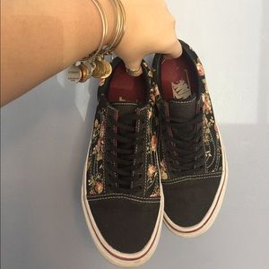 🕶 Floral Retro Vans 🕶 Size 8
