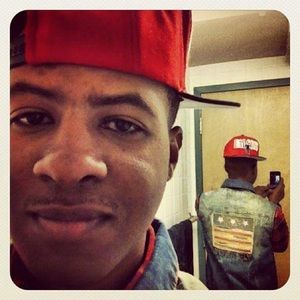 Meet your Posher, Larry