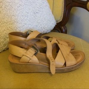 Korkease leather sandals