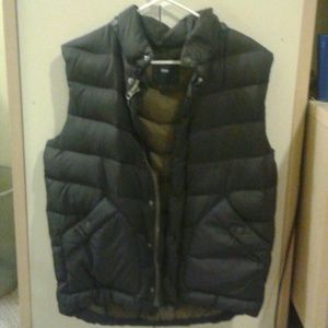 Rain coat with no sleeves