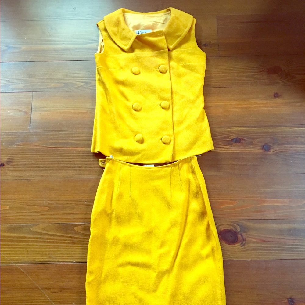 Mara by Romay  vintage suit