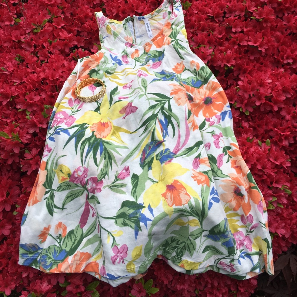 Tropical and floral tank
