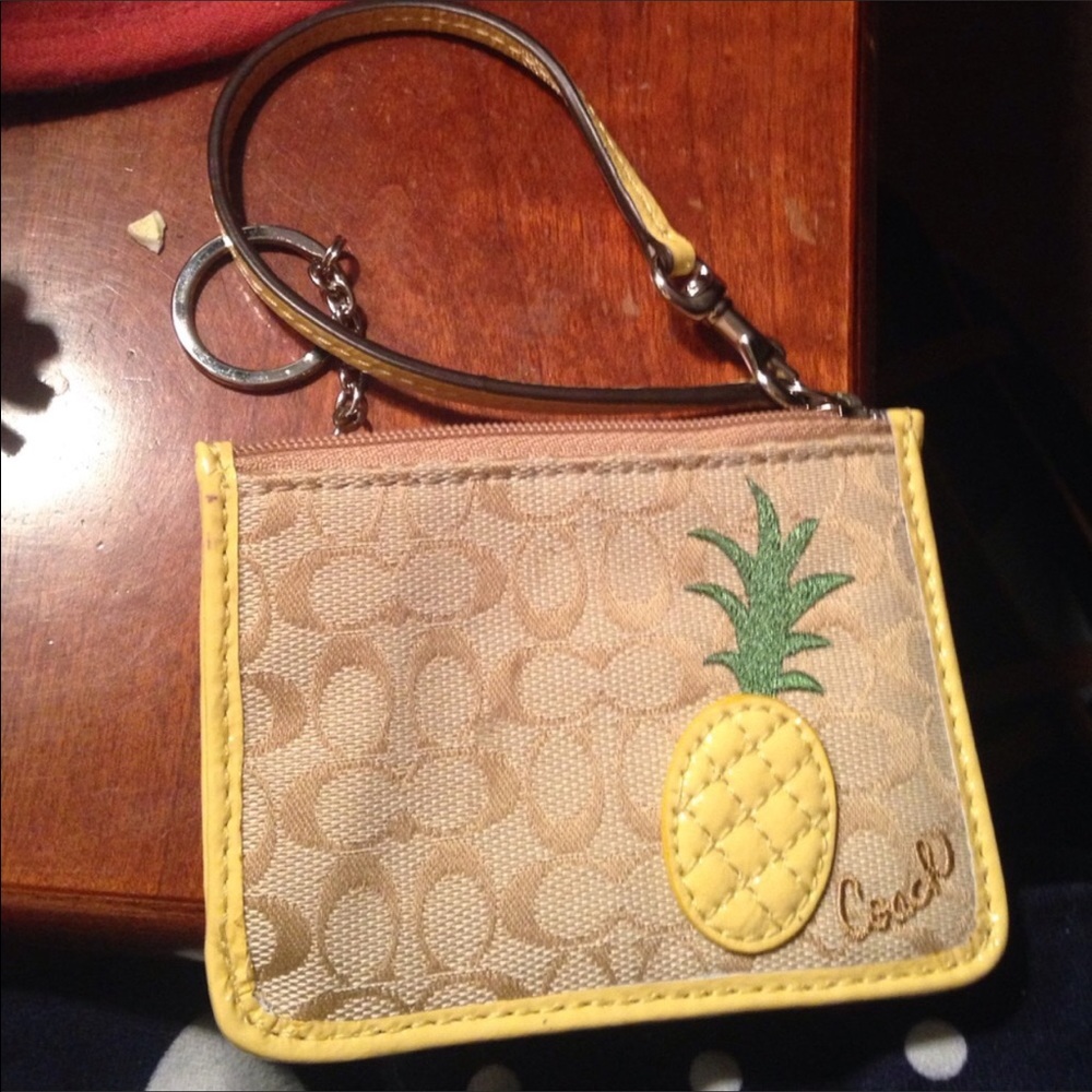 Coach card case with pineapple