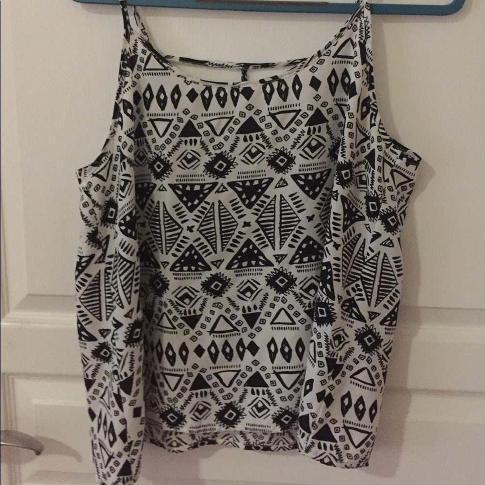 Black and white patterned top