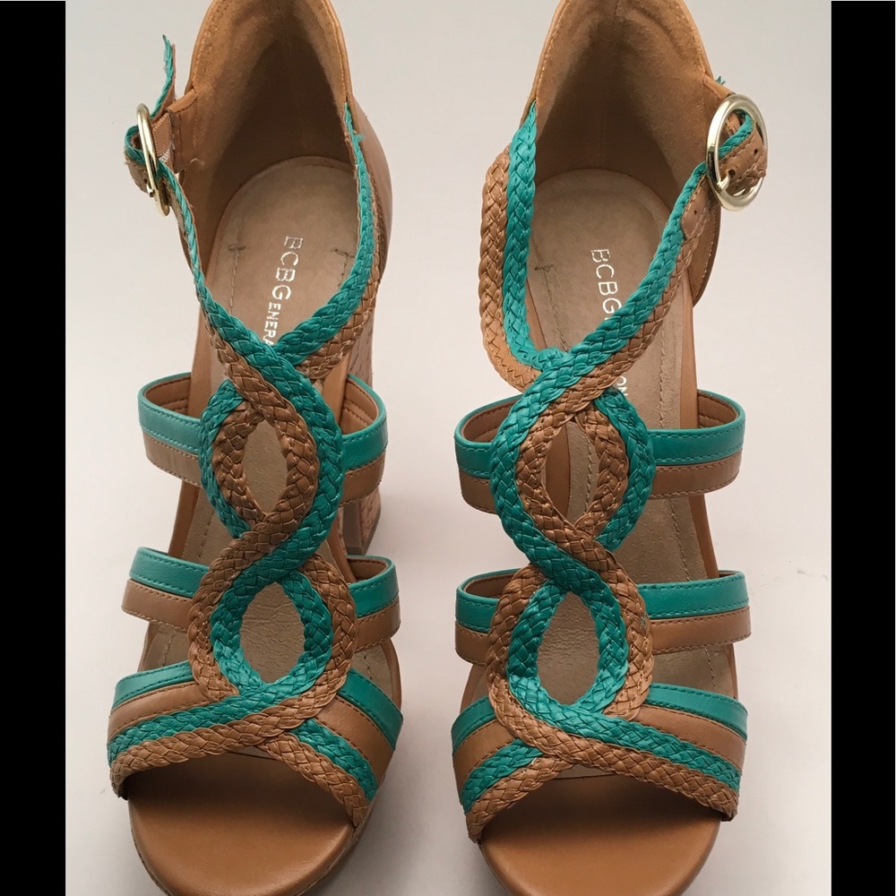 Platform sandals