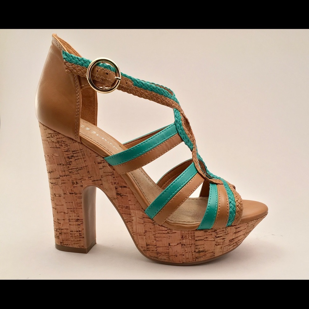 Platform sandals - Picture 3 of 4