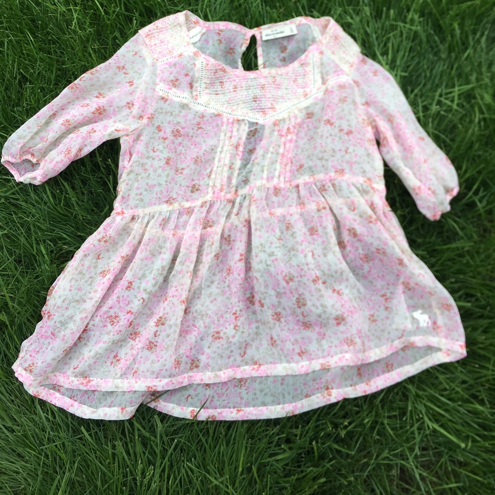 Summery loose and floral top