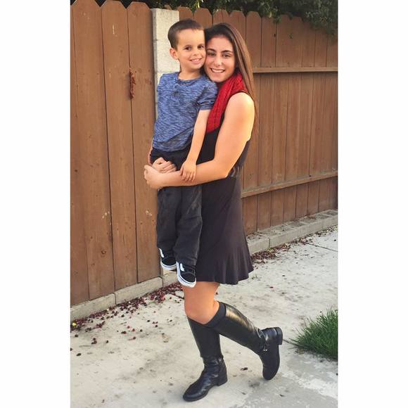 Meet your Posher, Jessica - Picture 1 of 1