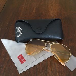 BRAND NEW GOLD RAY-BANS