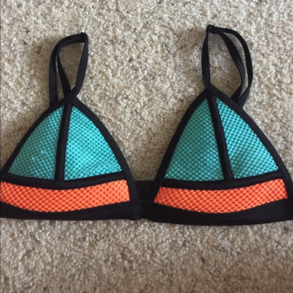 Neoprene triangle swim top🌼