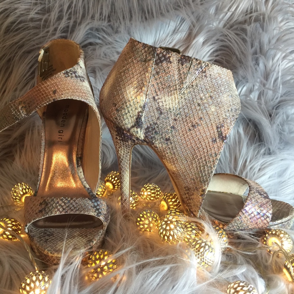 Beautiful Madden Girl snake skin heels.