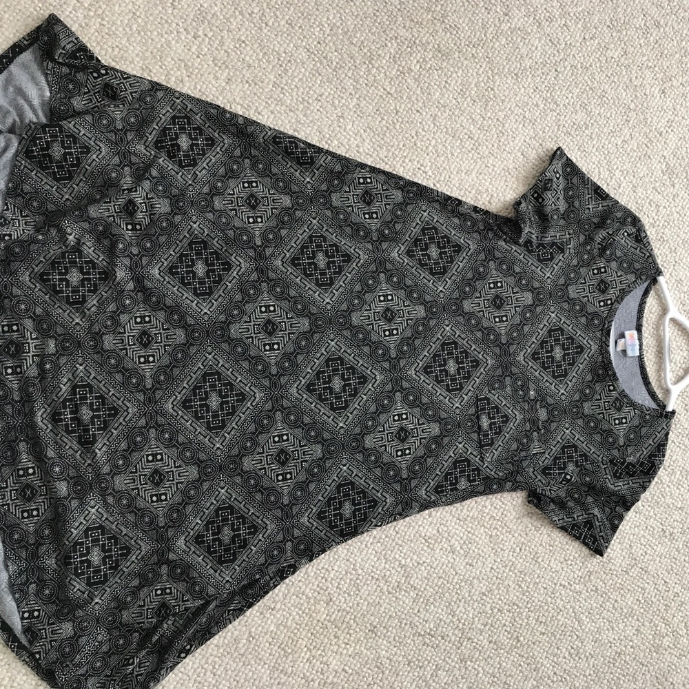LuLaRoe Carly