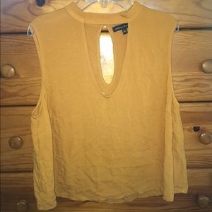 Kendal and Kylie top