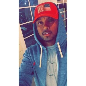 Meet your Posher, Perry