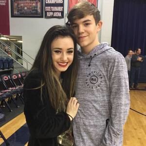 Meet your Posher, Devon