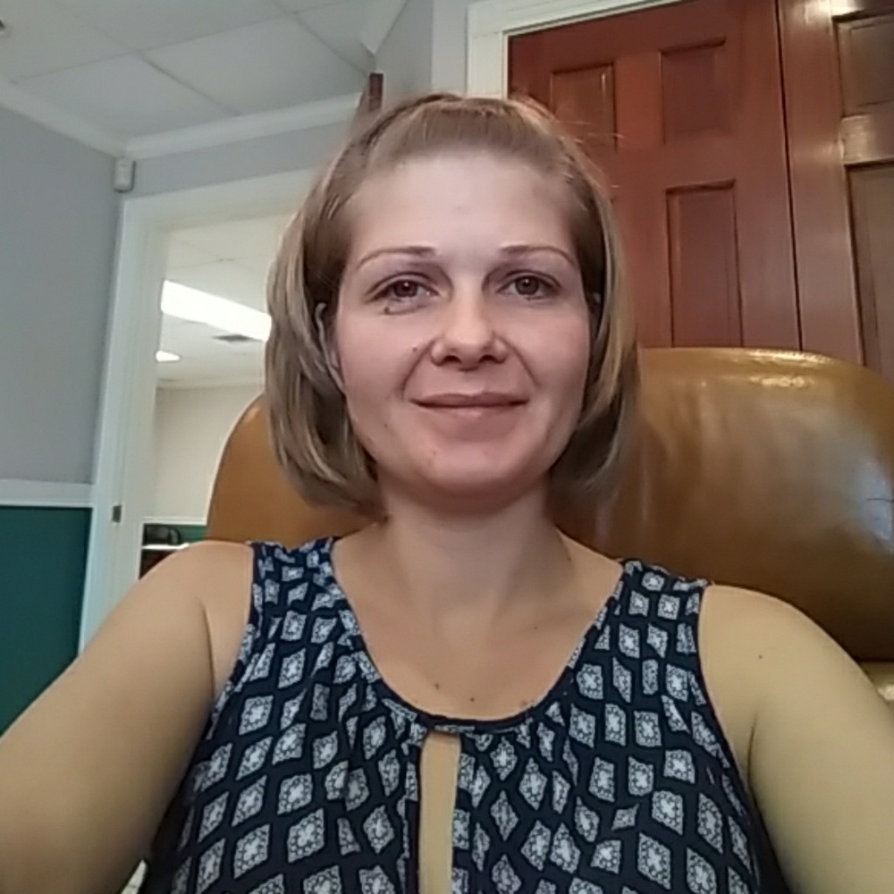 Meet your Posher, Jennifer