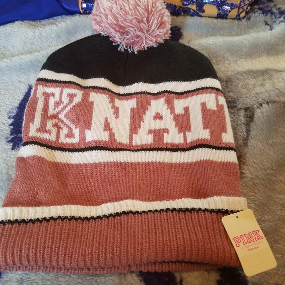 Pink bennie