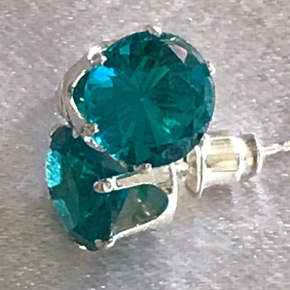 Teal Zircon earrings, silver plated.